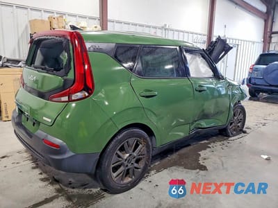 Trzecie zdjęcie samochodu z tyłu: 2022 KIA SOUL EX VIN:KNDJ33AU1N7170882 - miniatura