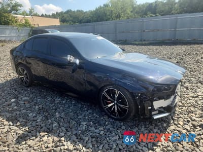 Czwarte zdjęcie samochodu z boku: 2026 BMW 540 XI VIN:WBA63FJ03TCX01554 - miniatura