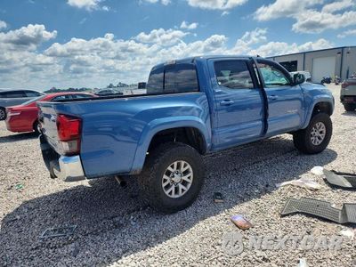 Trzecie zdjęcie samochodu z tyłu: 2019 TOYOTA TACOMA SR5 V6 VIN:3TMCZ5AN5KM220499 - miniatura