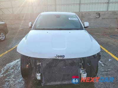 Piąte zdjęcie samochodu w środku: 2021 JEEP GRAND CHEROKEE LAREDO VIN:1C4RJEAG9MC517251 - miniatura
