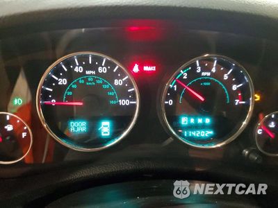 Zdjęcie 9 z 12 samochodu: 2017 JEEP WRANGLER UNLIMITED SAHARA VIN:1C4BJWEG9HL679503 - miniatura
