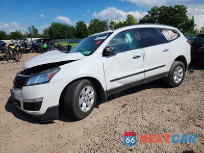 2017 CHEVROLET TRAVERSE LS 1GNKVFKD4HJ118465 - główne zdjęcie licytacji z USA - miniatura
