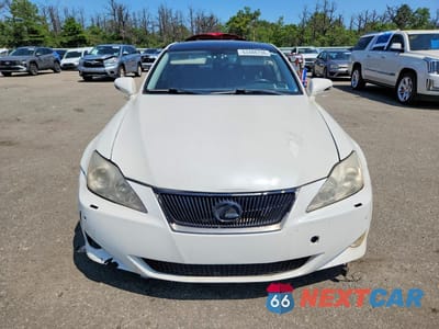 Piąte zdjęcie samochodu w środku: 2006 LEXUS IS 350 VIN:JTHBE262662006718 - miniatura