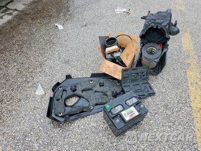 Zdjęcie 13 z 14 samochodu: 2014 FORD ESCAPE SE VIN:1FMCU0GX8EUD97151 - miniatura