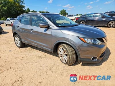 Czwarte zdjęcie samochodu z boku: 2018 NISSAN ROGUE SPORT SV VIN:JN1BJ1CR0JW252550 - miniatura