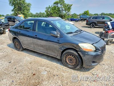 Czwarte zdjęcie samochodu z boku: 2011 TOYOTA YARIS BASE VIN:JTDBT4K32B1403263 - miniatura