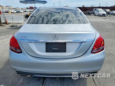 Zdjęcie 6 z 12 samochodu: 2016 MERCEDES-BENZ C 300 VIN:55SWF4JB5GU163320 - miniatura