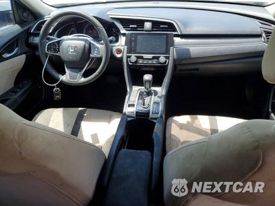 Zdjęcie 8 z 13 samochodu: 2018 HONDA CIVIC EX VIN:2HGFC2F71JH576132 - miniatura