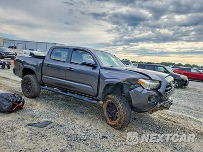 Czwarte zdjęcie samochodu z boku: 2017 TOYOTA TACOMA SR VIN:5TFAX5GN0HX084922 - miniatura