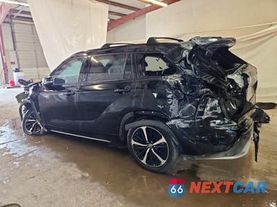 Drugie zdjęcie samochodu z przodu: 2022 TOYOTA HIGHLANDER XSE VIN:5TDLZRAH5NS110655 - miniatura