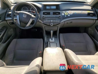 Zdjęcie 8 z 12 samochodu: 2011 HONDA ACCORD LX VIN:1HGCP2F36BA029510 - miniatura