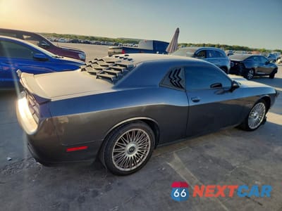 Trzecie zdjęcie samochodu z tyłu: 2022 DODGE CHALLENGER R/T VIN:2C3CDZBTXNH124684 - miniatura
