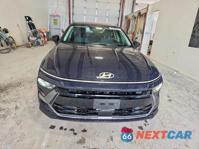 Piąte zdjęcie samochodu w środku: 2026 HYUNDAI SONATA HYBRID BLUE VIN:KMHL24JJ2TA162096 - miniatura