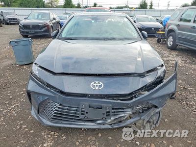 Piąte zdjęcie samochodu w środku: 2025 TOYOTA CAMRY XLE VIN:4T1DAACKXSU051529 - miniatura