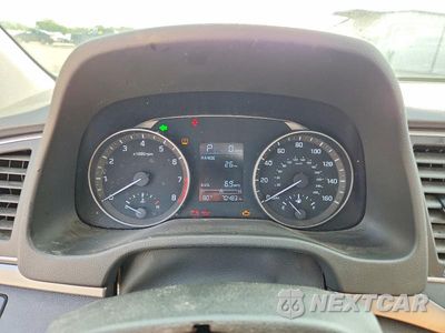 Zdjęcie 9 z 12 samochodu: 2018 HYUNDAI ELANTRA SE VIN:KMHD74LF1JU634010 - miniatura