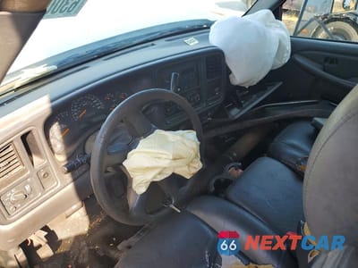 Zdjęcie 8 z 13 samochodu: 2003 CHEVROLET SILVERADO C3500 REFRIGERATED BOX TRUCK VIN:1GBJC34U43E189161 - miniatura
