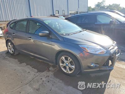 Czwarte zdjęcie samochodu z boku: 2012 FORD FOCUS SE VIN:1FAHP3K28CL464516 - miniatura