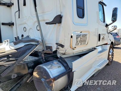 Zdjęcie 13 z 13 samochodu: 2019 FREIGHTLINER CASCADIA 126 SEMI TRUCK VIN:3AKJHHDR4KSKH5966 - miniatura