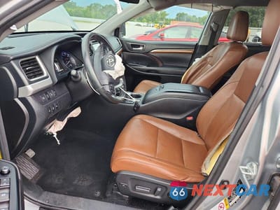 Zdjęcie 7 z 14 samochodu: 2018 TOYOTA HIGHLANDER LIMITED PLATINUM VIN:5TDYZRFH6JS237844 - miniatura