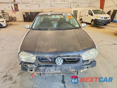 Piąte zdjęcie samochodu w środku: 2002 VOLKSWAGEN GTI BASE VIN:9BWDE61J624036127 - miniatura