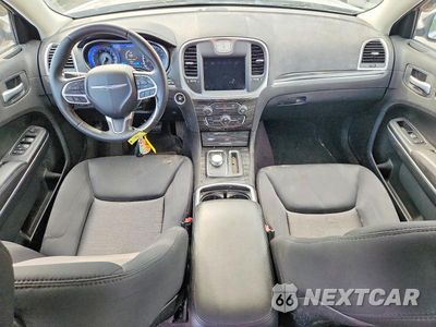 Zdjęcie 8 z 12 samochodu: 2018 CHRYSLER 300 TOURING VIN:2C3CCARG1JH282130 - miniatura