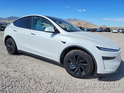 Czwarte zdjęcie samochodu z boku: 2026 TESLA MODEL Y VIN:7SAYGDEE1TF429280 - miniatura
