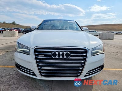 Piąte zdjęcie samochodu w środku: 2013 AUDI A8 L QUATTRO VIN:WAURGAFD7DN015877 - miniatura