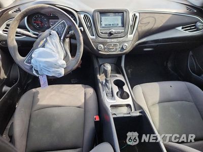 Zdjęcie 8 z 12 samochodu: 2017 CHEVROLET MALIBU LS VIN:1G1ZB5ST3HF179478 - miniatura