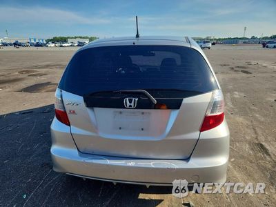 Zdjęcie 6 z 12 samochodu: 2013 HONDA FIT VIN:JHMGE8H31DC036179 - miniatura