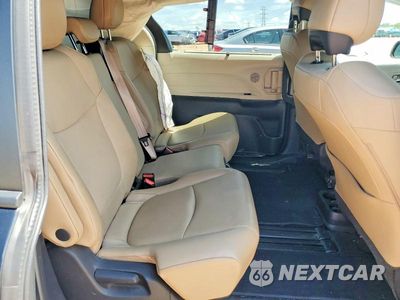Zdjęcie 11 z 13 samochodu: 2022 TOYOTA SIENNA XLE VIN:5TDYRKEC0NS081531 - miniatura