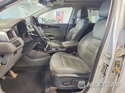 Zdjęcie 7 z 13 samochodu: 2016 KIA SORENTO EX VIN:5XYPHDA58GG159250 - miniatura