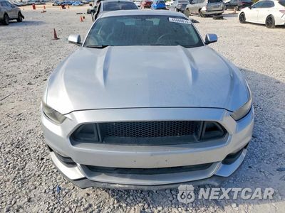 Piąte zdjęcie samochodu w środku: 2017 FORD MUSTANG VIN:1FA6P8AM4H5271735 - miniatura