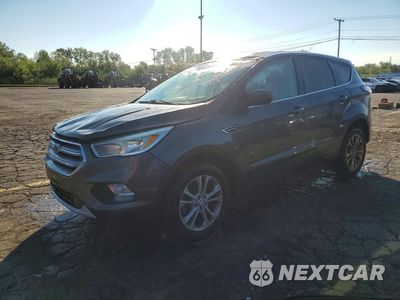 2017 FORD ESCAPE SE 1FMCU0GD3HUE39106 - główne zdjęcie licytacji z USA - miniatura