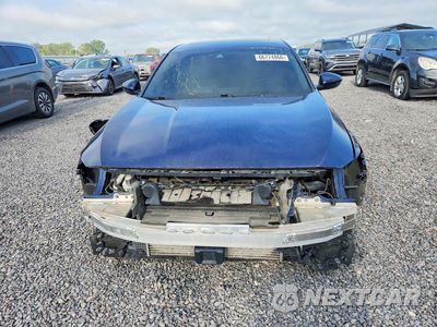 Piąte zdjęcie samochodu w środku: 2018 HONDA ACCORD TOURING VIN:1HGCV2F97JA045711 - miniatura