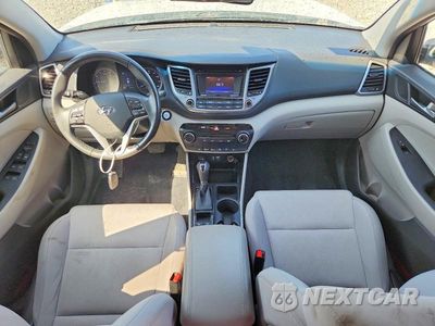 Zdjęcie 8 z 13 samochodu: 2017 HYUNDAI TUCSON SPORT VIN:KM8J3CA23HU562388 - miniatura