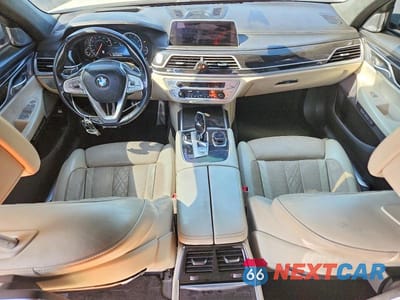 Zdjęcie 8 z 12 samochodu: 2017 BMW 750 I VIN:WBA7F0C50HGM20944 - miniatura