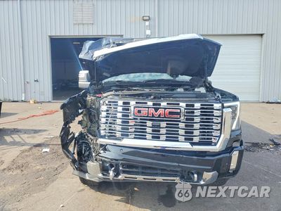 Piąte zdjęcie samochodu w środku: 2024 GMC SIERRA K2500 DENALI VIN:1GT49REY4RF452523 - miniatura