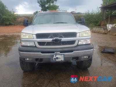 Piąte zdjęcie samochodu w środku: 2004 CHEVROLET SILVERADO K1500 VIN:2GCEK13T041349598 - miniatura