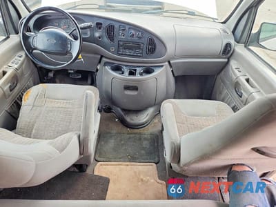 Zdjęcie 8 z 13 samochodu: 1999 FORD ECONOLINE E350 SUPER DUTY WAGON VIN:1FBSS31L1XHB31418 - miniatura