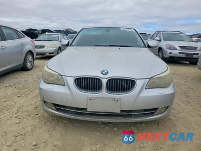 Piąte zdjęcie samochodu w środku: 2008 BMW 528 I VIN:WBANU535X8C116439 - miniatura