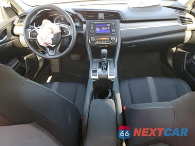 Zdjęcie 8 z 13 samochodu: 2021 HONDA CIVIC LX VIN:2HGFC2F61MH555146 - miniatura