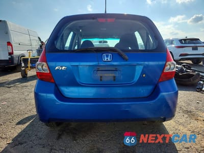 Zdjęcie 6 z 13 samochodu: 2008 HONDA FIT VIN:JHMGD38468S039234 - miniatura
