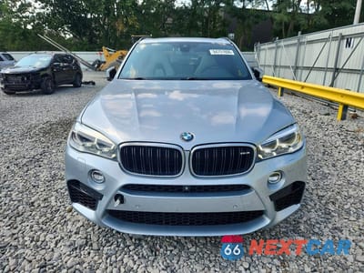 Piąte zdjęcie samochodu w środku: 2016 BMW X5 M VIN:5YMKT6C5XG0R78274 - miniatura