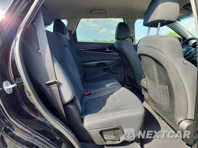 Zdjęcie 11 z 13 samochodu: 2019 KIA SORENTO LX VIN:5XYPG4A30KG512767 - miniatura