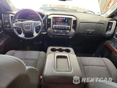 Zdjęcie 8 z 12 samochodu: 2019 GMC SIERRA K2500 SLE VIN:1GT12PEG7KF100819 - miniatura