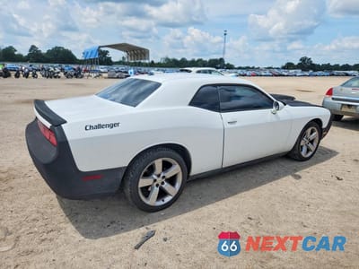 Trzecie zdjęcie samochodu z tyłu: 2011 DODGE CHALLENGER VIN:2B3CJ4DG3BH530634 - miniatura