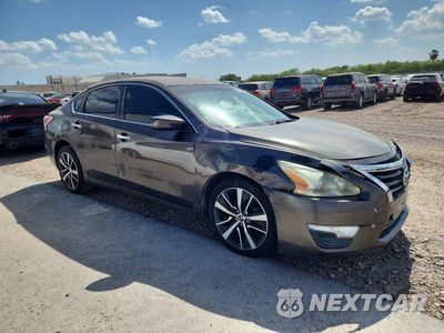 Czwarte zdjęcie samochodu z boku: 2013 NISSAN ALTIMA 2.5 VIN:1N4AL3AP9DN465643 - miniatura