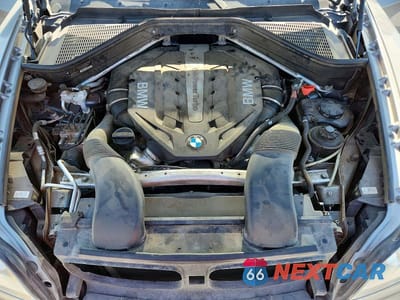 Zdjęcie 12 z 13 samochodu: 2013 BMW X5 XDRIVE50I VIN:5UXZV8C51D0C16672 - miniatura