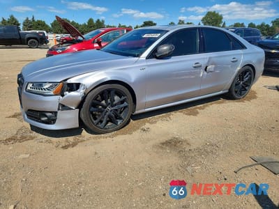 2016 AUDI S8 PLUS QUATTRO WUAJ5AFD1GN900251 - główne zdjęcie licytacji z USA - miniatura
