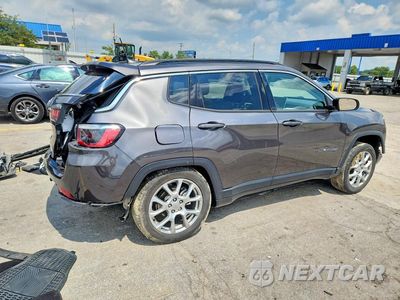 Trzecie zdjęcie samochodu z tyłu: 2022 JEEP COMPASS LATITUDE LUX VIN:3C4NJDFB7NT178453 - miniatura